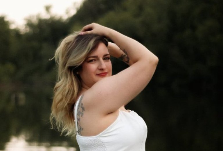 Julie : son quotidien après Miss Curvy