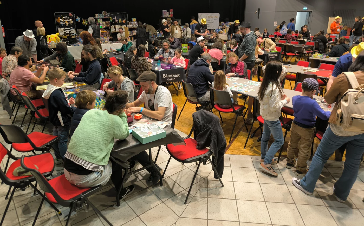 Une salle comble pour le Fest'y Jeux à Animatis.