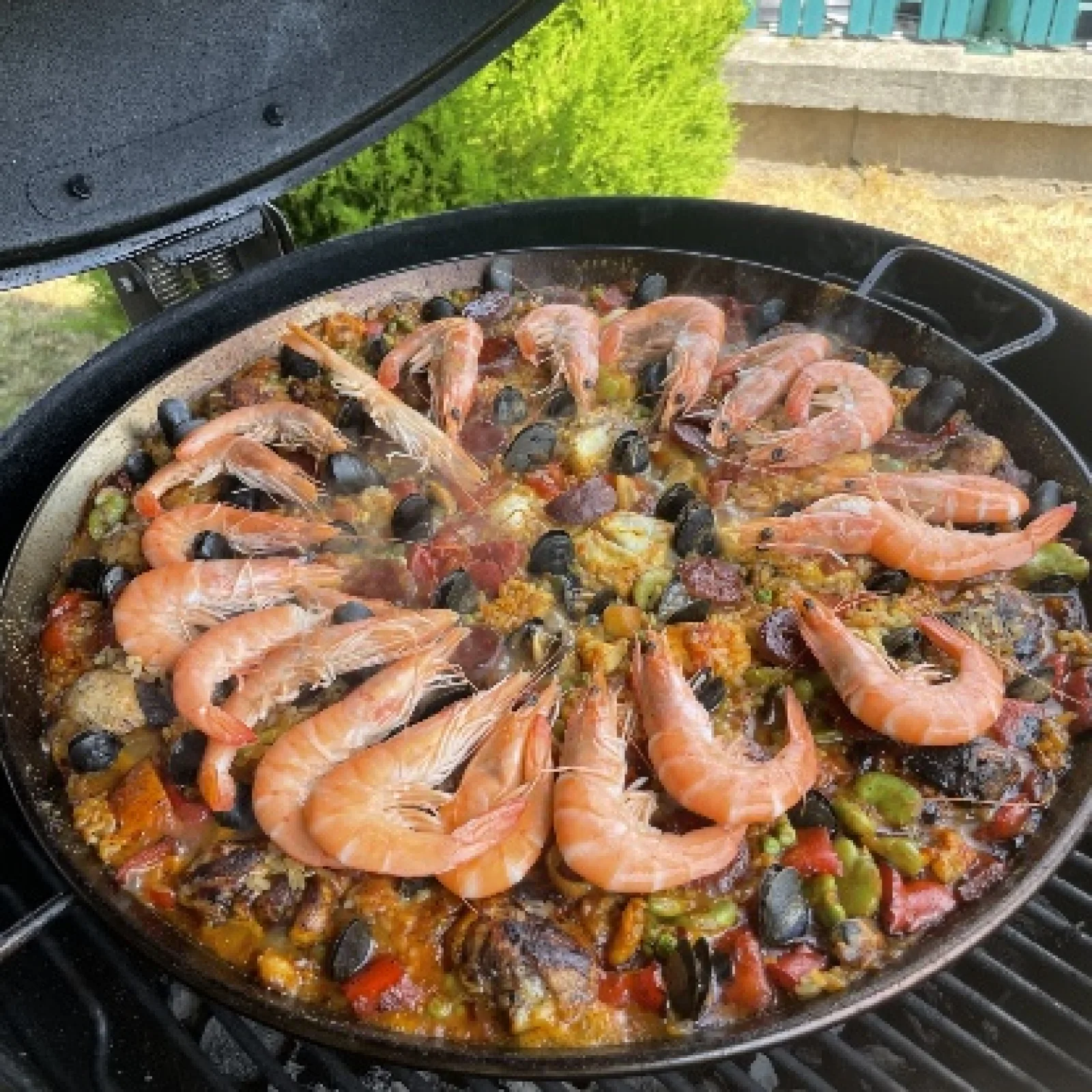 Quand la paëlla passe au barbecue