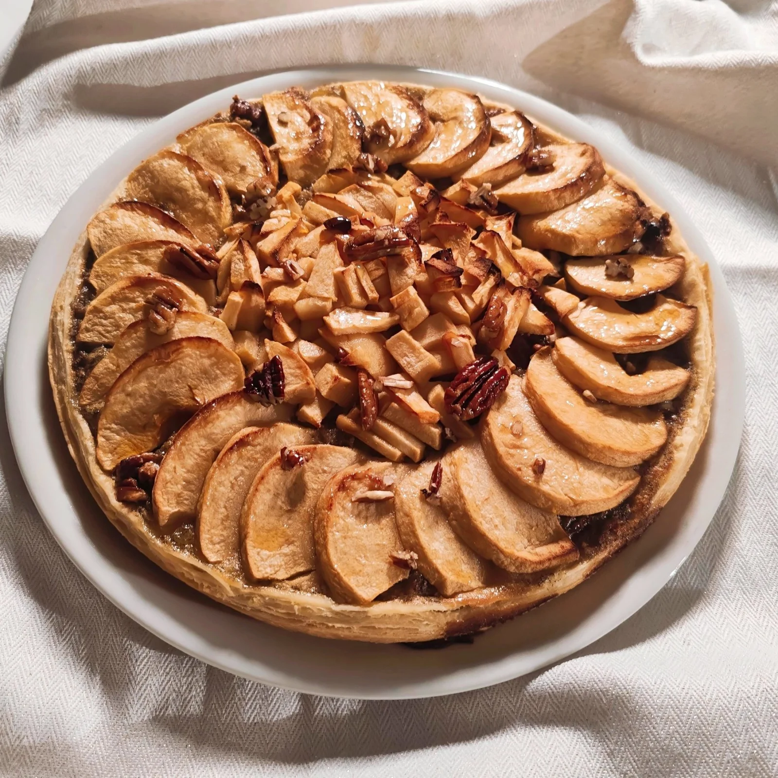 Tarte Pomme-Pécan au sirop d’érable : Croquante et Fondante