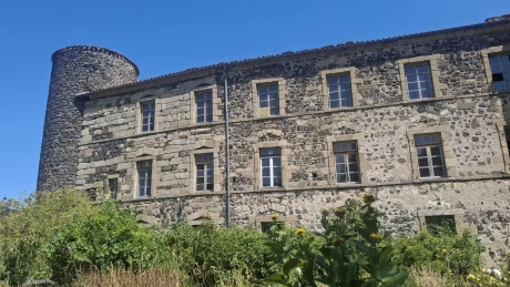 L’abbaye de Pébrac : difficile de repartir