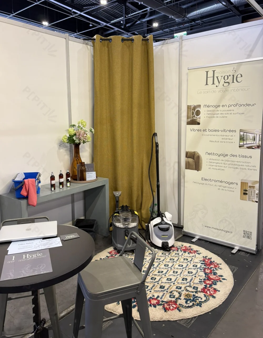 Stand de Maison Hygie au salon Bien(s) chez vous