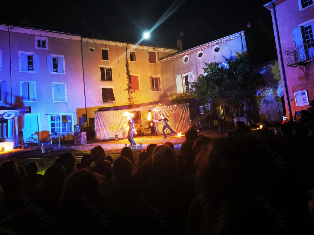 Spectacle de feu de la Cie Ignifèr au Festival du TRAC