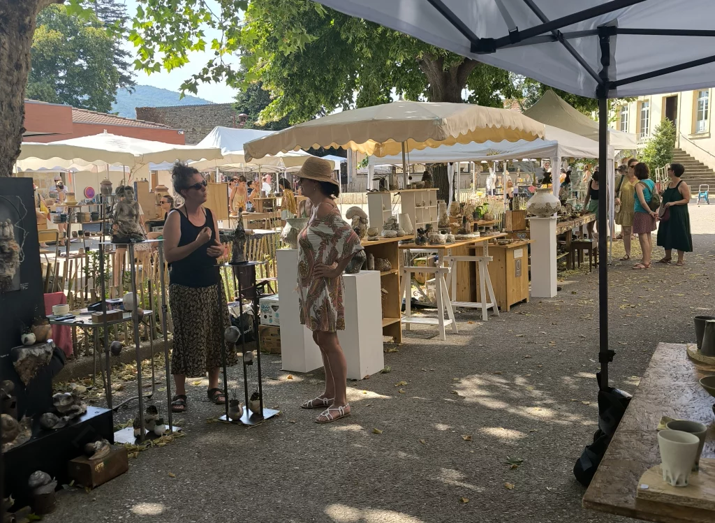 Marché de la Céramique Actuelle à Vic-le-Comte