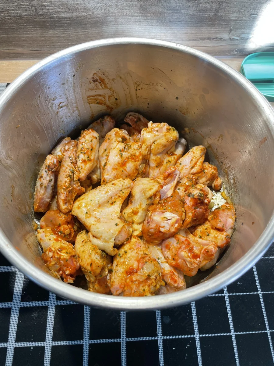 Ailes de poulet dorées et épicées