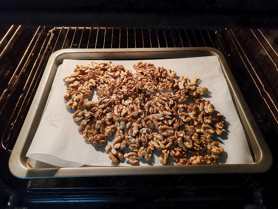 Torréfier les noix - étape indispensable !