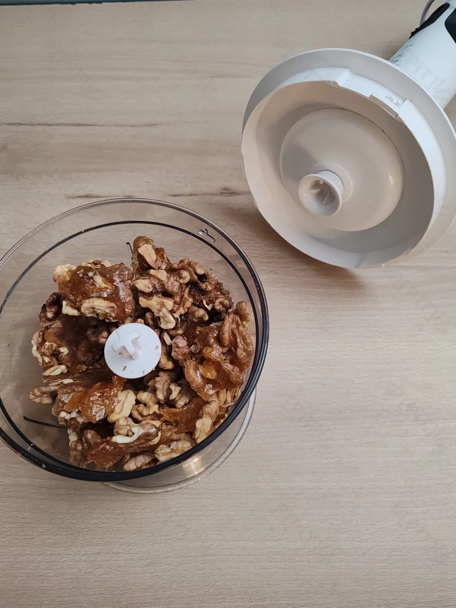 Mixer pour obtenir la pâte de praliné