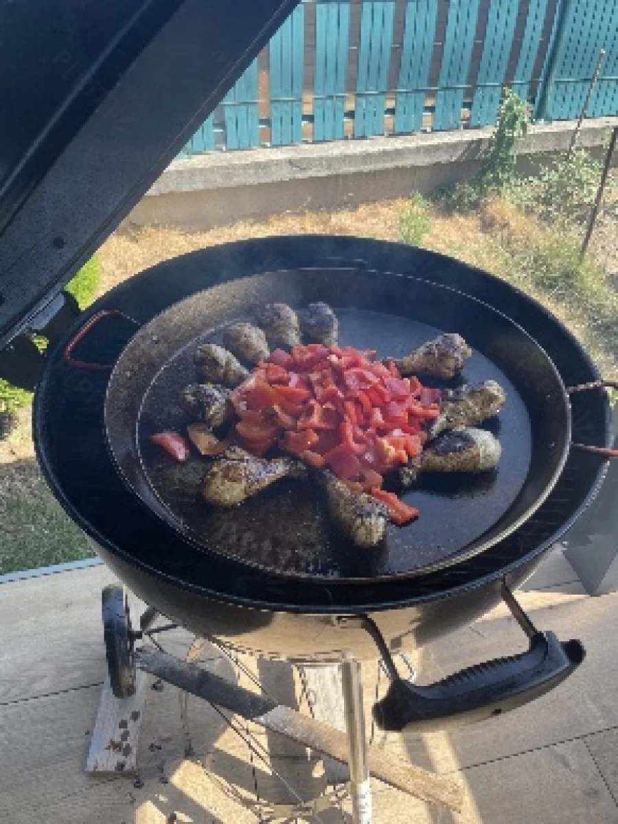 Ajout des tomates et poivrons
